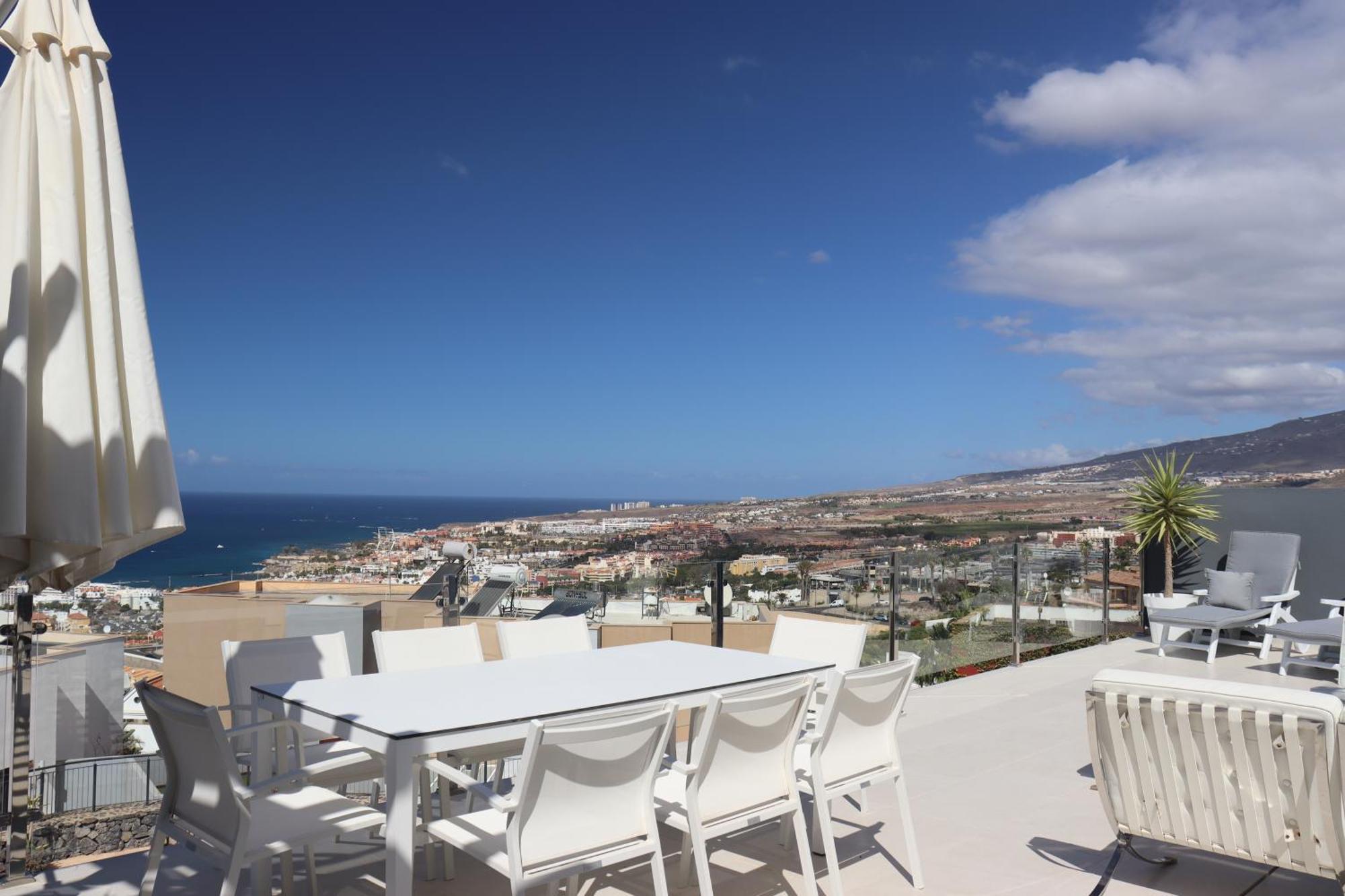Azure Sky Villa - Panoramic Ocean View, Luxury, San Eugenio Costa Adeje  Bagian luar foto